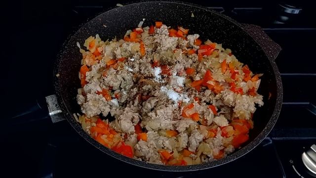 Когда я приготовила Такую картофельную запеканку с фаршем, Муж попросил делать её каждый день смотреть онлайн