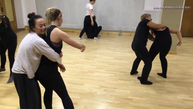 НЫРЯЙ в КОНТЕМП смотреть онлайн