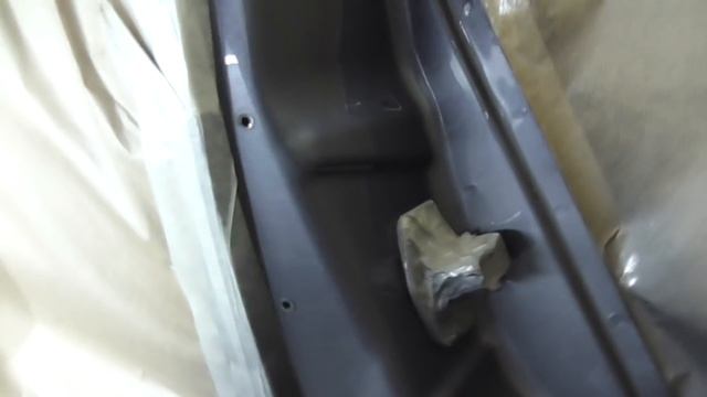 Opel Zafira рихтовка крыла и борьба с рыжиками... смотреть онлайн