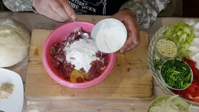 Жареный лагман. Уйгурский лагман. БОСО лагман. Цомян. #Уйгурскаякухня #Азиатскаякухня