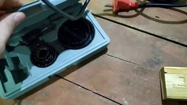 Делаю светильник из эпоксидной смолы.???