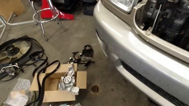 Замена Ремня ГРМ и Водяной Помпы Toyota Sequoia Стоимость ремонта в Америке. смотреть онлайн