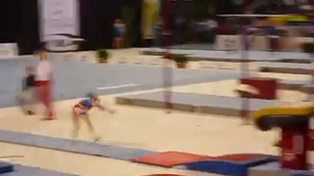 Diana Chelaru (ROU) VT1 WC Ghent 2010 смотреть онлайн