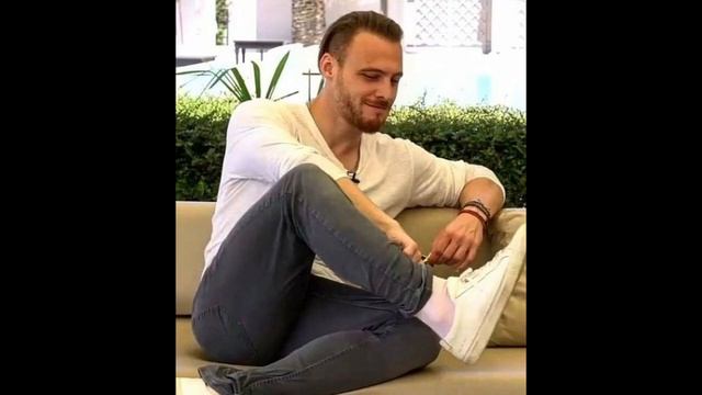 Kerem Bürsin: gli uomini turchi sono più ben curati! смотреть онлайн