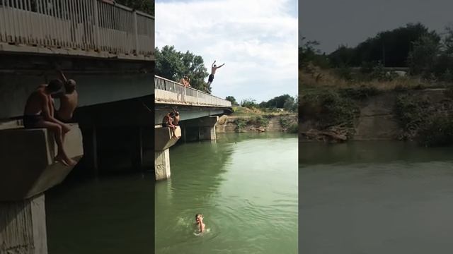 Как научиться прыгать в воду бомбочкой чтоб было много брызгов смотреть онлайн