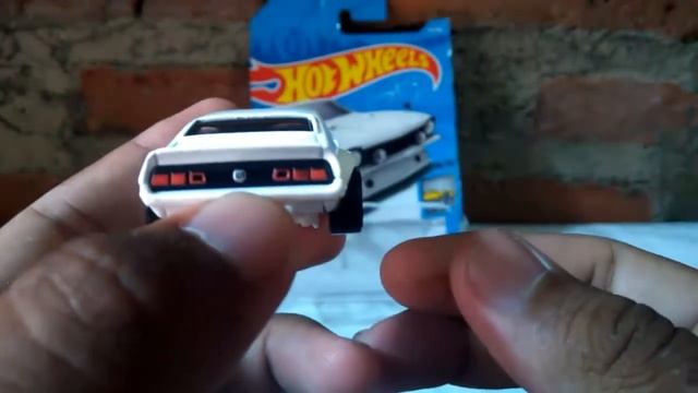 HOT WHEELS CUSTOM FORD MAVERICK UNBOXING смотреть онлайн