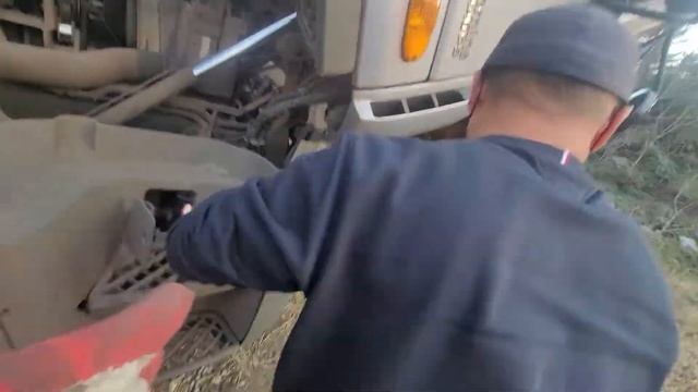 Tata daewoo 25ton cargo wing box.ism.cummins440.2014y смотреть онлайн