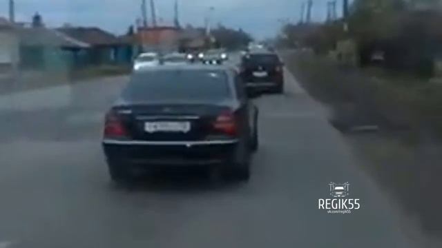 «Учитель» на Mercedes, Омск смотреть онлайн