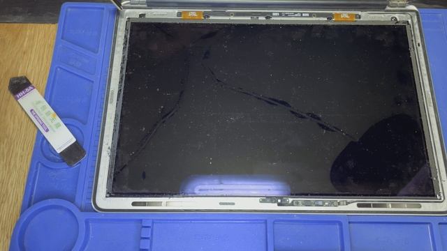 Замена матрицы на MacBook Air 13 A1369 / A1466 смотреть онлайн