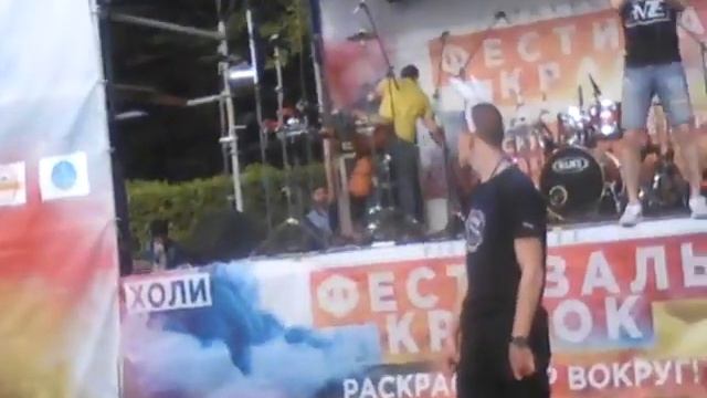 Праздник красок (холи) смотреть онлайн