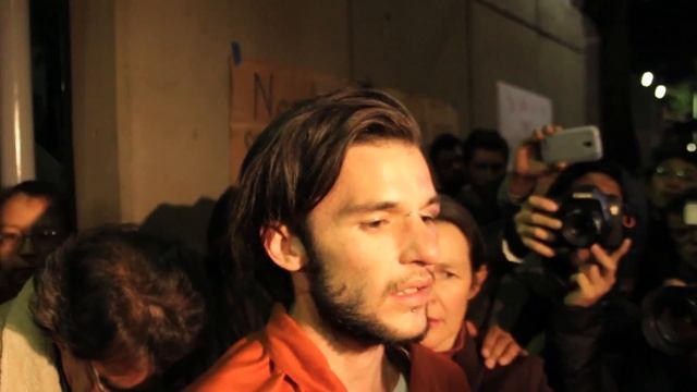 Liberación y declaración de Sandino Bucio y su madre / 29 nov 2014 смотреть онлайн