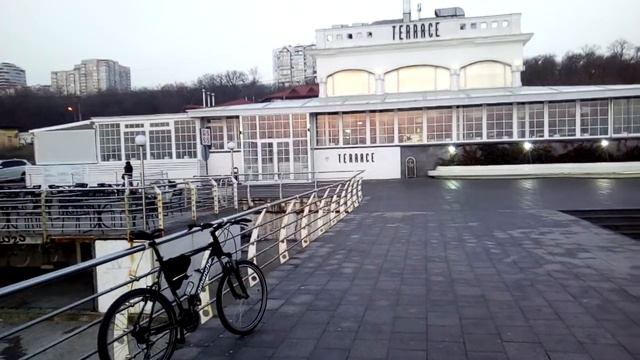 На море рассвет в тумане) смотреть онлайн