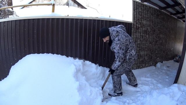 VLOG : СНЕГ В ПОДАРОК СОСЕДЯМ Vs ПОГОДА В РОССИИ WEATHER IN RUSSIA