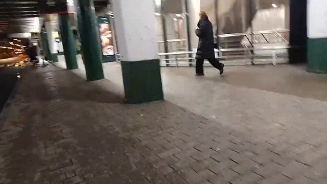 Ладожский вокзал и станция метро Ладожская смотреть онлайн