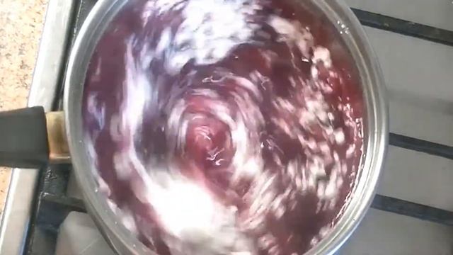 ШТРУДЕЛЬ С ВИШНЕЙ смотреть онлайн