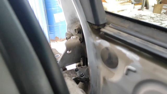 TOYOTA VOXY 2009 г.в. Замена механизма электропривода сдвижной двери!!! смотреть онлайн