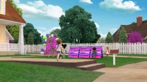 Nancy Runs Her Own Race | Fancy Nancy | @disneyjunior