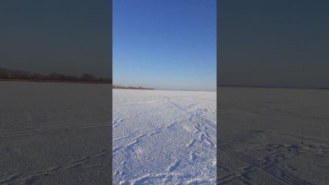 Река Кама, рыбачим на жерлицы с легендарным Олегом!🙂👍 смотреть онлайн