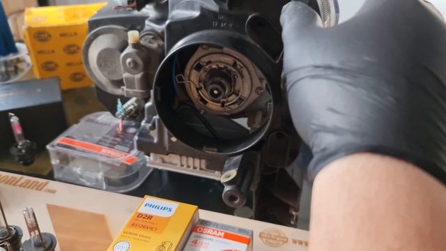 Nissan Qashqai (2007-2010) Xenon Headlight (bulb, Igniter Removal & Replacement) Troubleshooting -