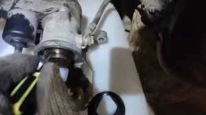 Замена пыльника заднего суппорта Mitsubishi Delica D5 2019 с электрическим стояночным тормозом