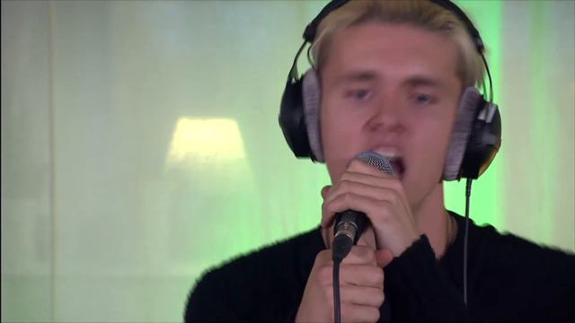 Ian Thomas - Envelop me смотреть онлайн