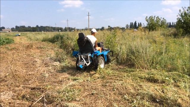 Уборка бурьяна минитрактором / tractor handmade смотреть онлайн