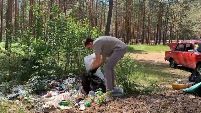 Отдых не удался, вместо песка горы мусора! смотреть онлайн