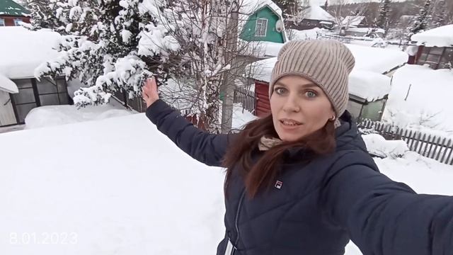 Влог: 8.01.2023 Целый день на даче Очень много снега Дорога в Апанас смотреть онлайн