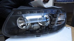 Фары для Hyundai Santa Fe 2 в стиле Q7 2006-11. Фары Хендай Санта Фе 2. МирДХО