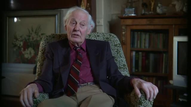Jimmy Taylor Promo - World War II - RAF veteran talks on the joy of flying Spitfires смотреть онлайн
