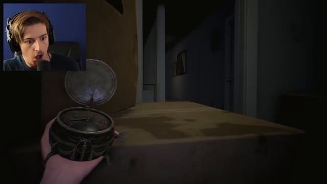 YouTubers React to Notes of Obsession смотреть онлайн