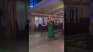 Бомбовская цыганка танцует  ???