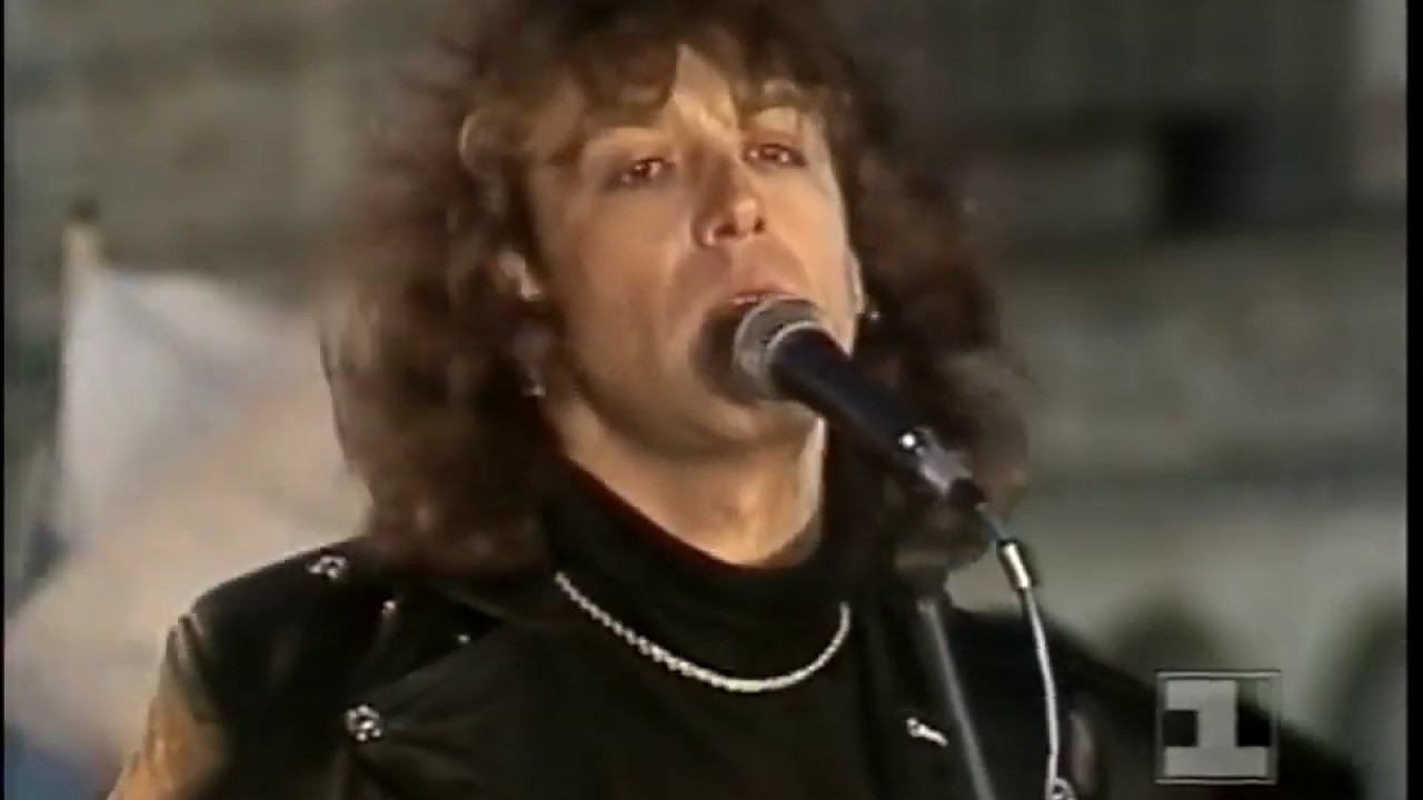 Владимир Кузьмин - Снится мне маленький город (Live) смотреть онлайн