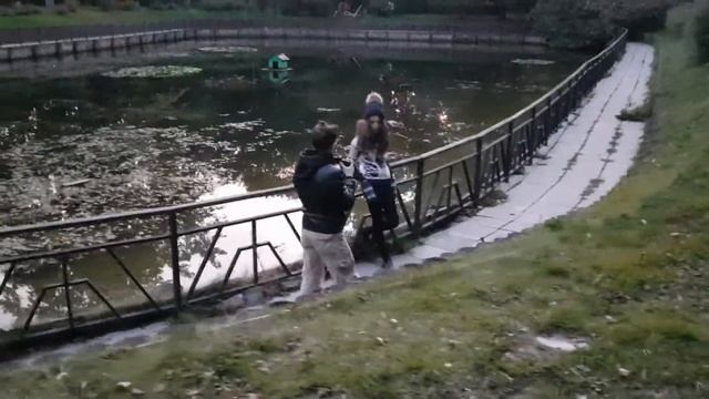 Свитера с оленями – современная классика смотреть онлайн