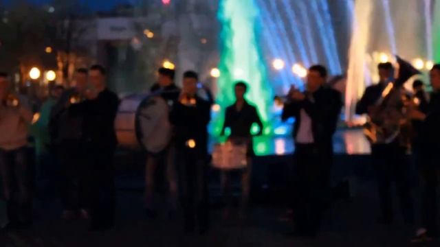 Шоу-оркестр в Парке-Горького смотреть онлайн