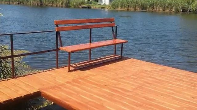 Гараж для лодки, катера на воде