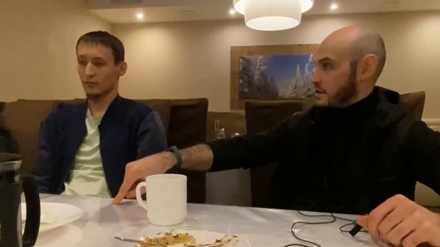 Что делать, если ничего не умею, но хочу много зарабатывать? Разбор от Азата Махмутова смотреть онлайн