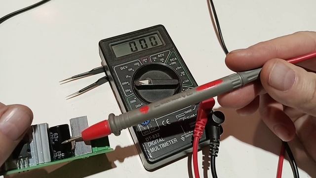 КОНДЕНСАТОР. Как проверить на плате и вне платы мультиметром и не только. ESR. Особенности. смотреть онлайн