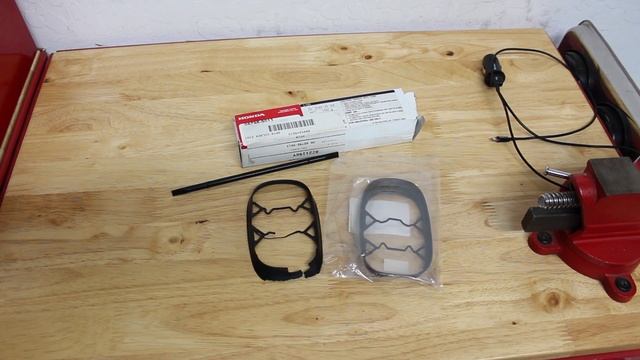 VW Roof Antenna Gasket Replacement смотреть онлайн