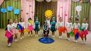 "Любитель - рыболов" муз. М. Старокадомского,  сл. А. Барто