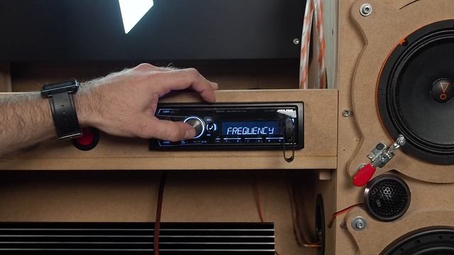 Новая эстрадка! JBL SHOCK WAVE 100W65 смотреть онлайн