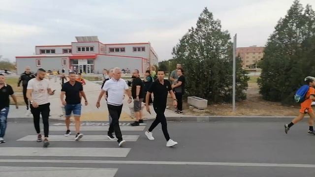 Стоичков взриви феновете в Сливен на 10 годишнината на клуба на Пламен Крумов смотреть онлайн