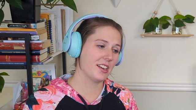 Food Scientist REACTS to How Cookies Are REALLY Made by @Huggbees смотреть онлайн
