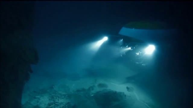 (HD)Погружение батискафа 