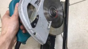 Дисковая пила Makita 5704R