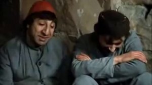 Из к/ф "Не горюй"- А хочешь, конфетку дам?