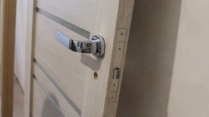 Установка ручки и разметка навесов. Монтаж межкомнатных дверей. Часть 3.