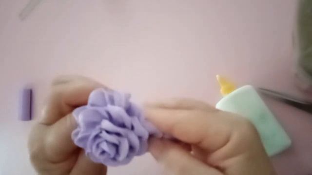 Cei mai SIMPLI SI FRUMOSI trandafiri din hartie creponata смотреть онлайн