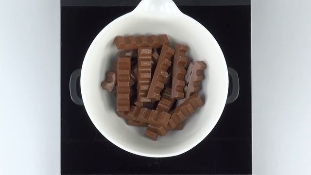 Нарезаем Шоколад и Запекаем - САМЫЙ ШОКОЛАДНЫЙ Десерт в Мире смотреть онлайн