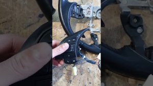 как разобрать руль мазда